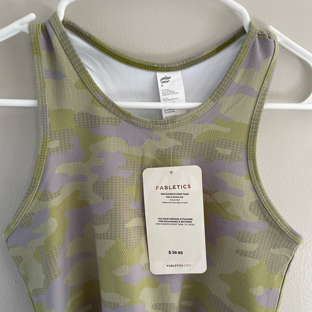 Fabletics Crop Tank - Picture 3 of 4
